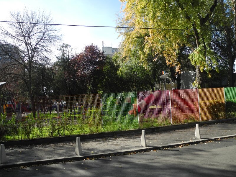 Berceni, Magurele, 10 min. metrou, stradal, vedere libera.